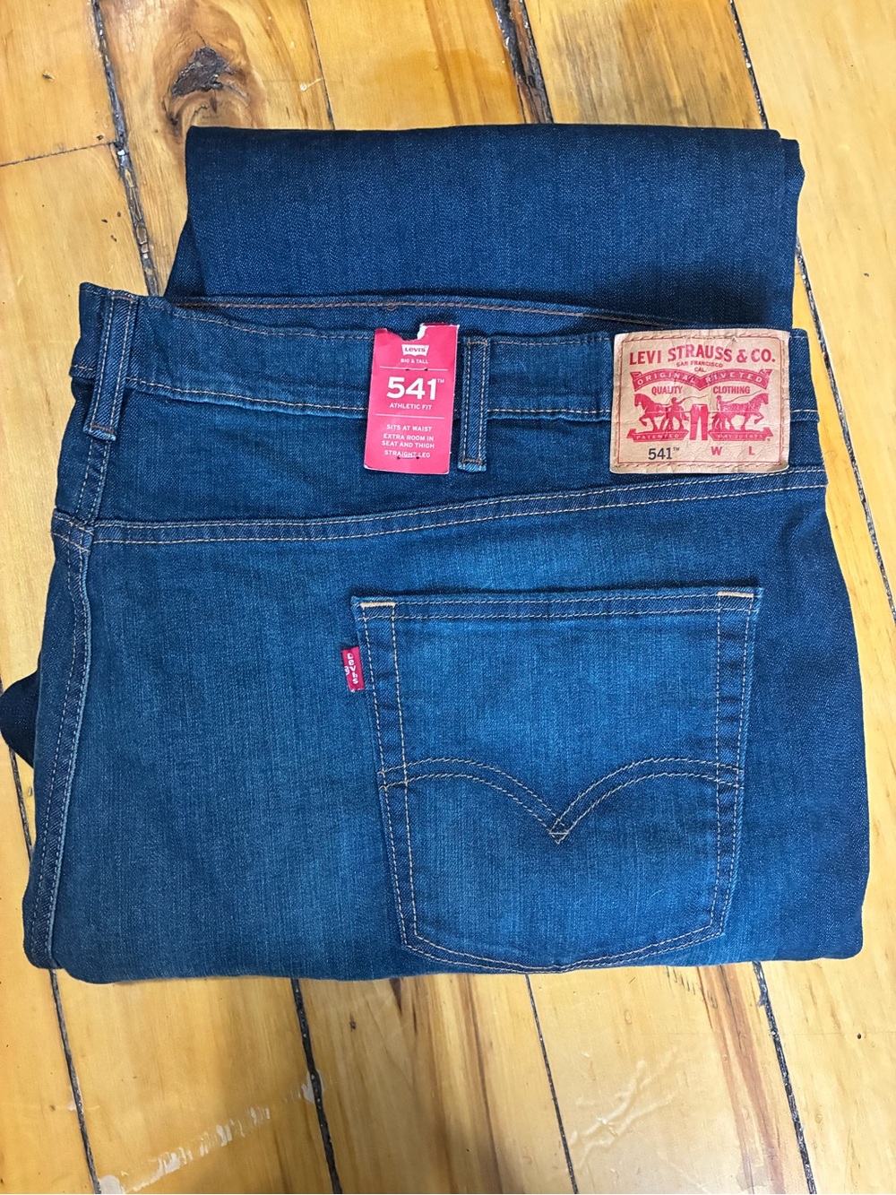 NWT Levi's 541 Men Big & Tall Athletic Fit Jeans 54 x 30